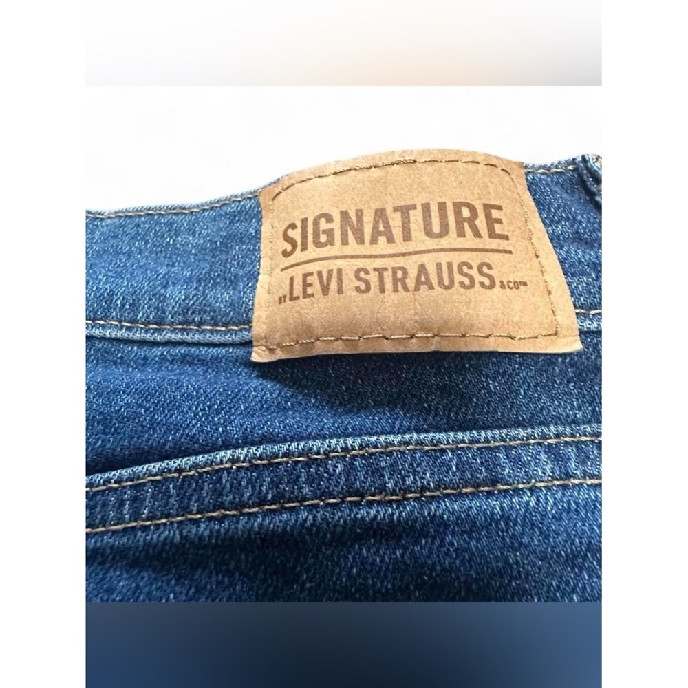 LEVI'S Signature Heritage High Rise Straight Leg Jeans Dark Wash Sz 6/28 - Picture 7 of 8